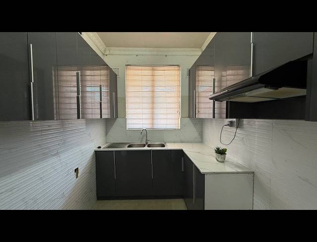 2.5 BEDROOM APARTMENT TO LET IN MUSGRAVE